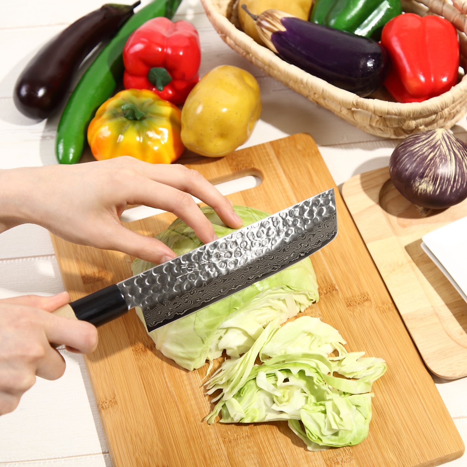 Syosaku Japanese Vegetable Knife Hammered Damascus VG-10 46 Layer D-Shape Magnolia Wood Handle, Nakiri 6.3-inch (160mm)